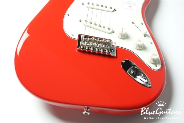 Made in Japan Hybrid II Stratocaster - Modena Red
